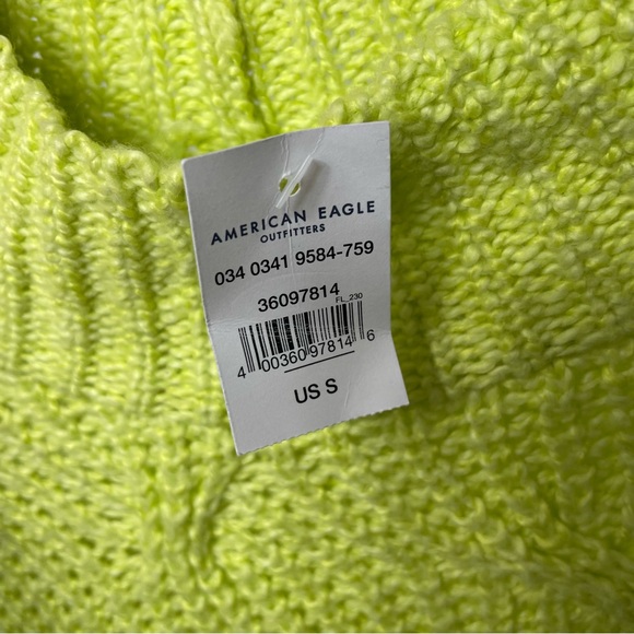NWT AMERICAN EAGLE • Cable Knit Mock Neck Sweater - Picture 2 of 6